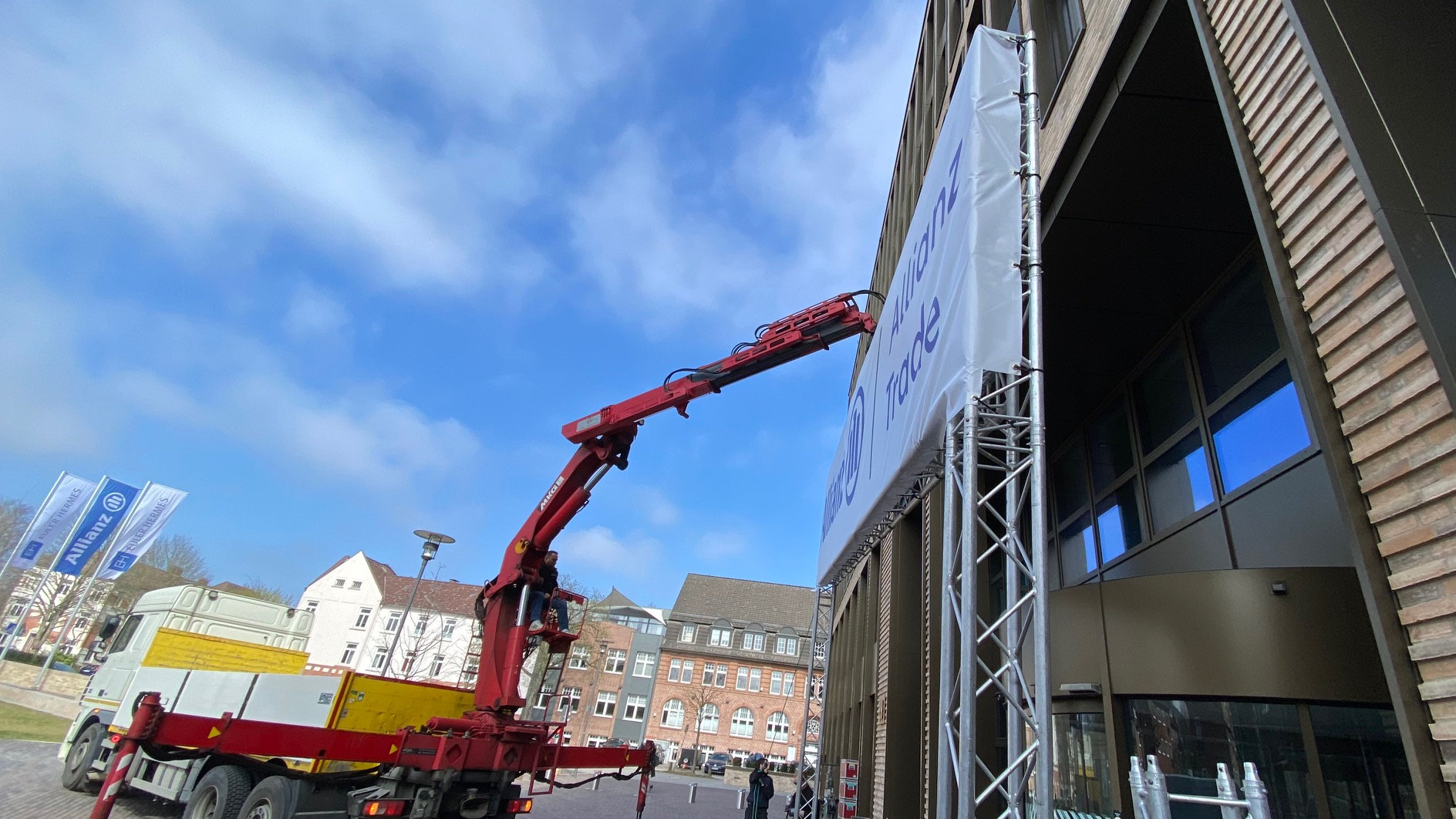 Banner auf Truss - Rebranding Euler Hermes